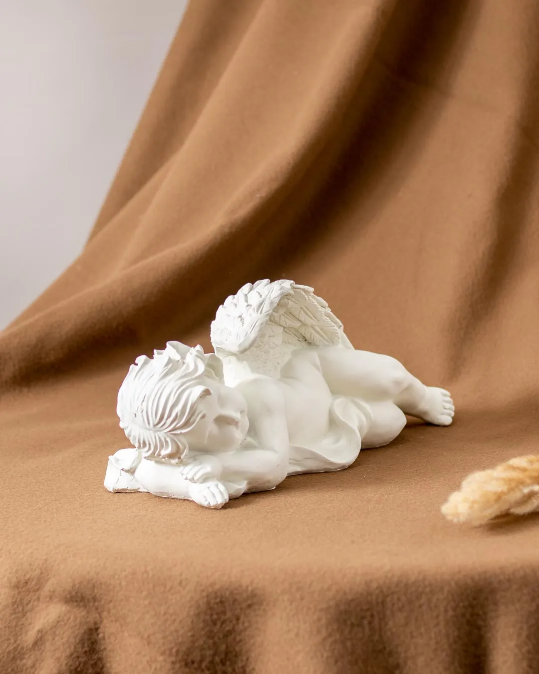 Adorable Angel Cherub Figurine