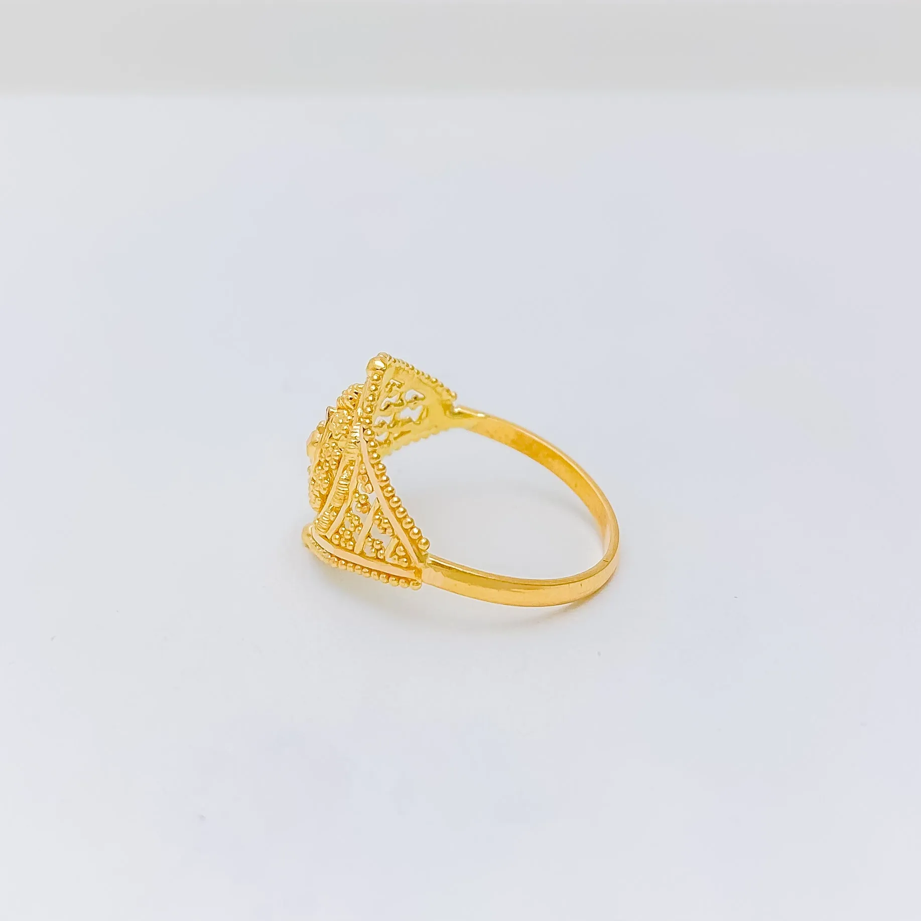 Adorable Yellow Gold Ring