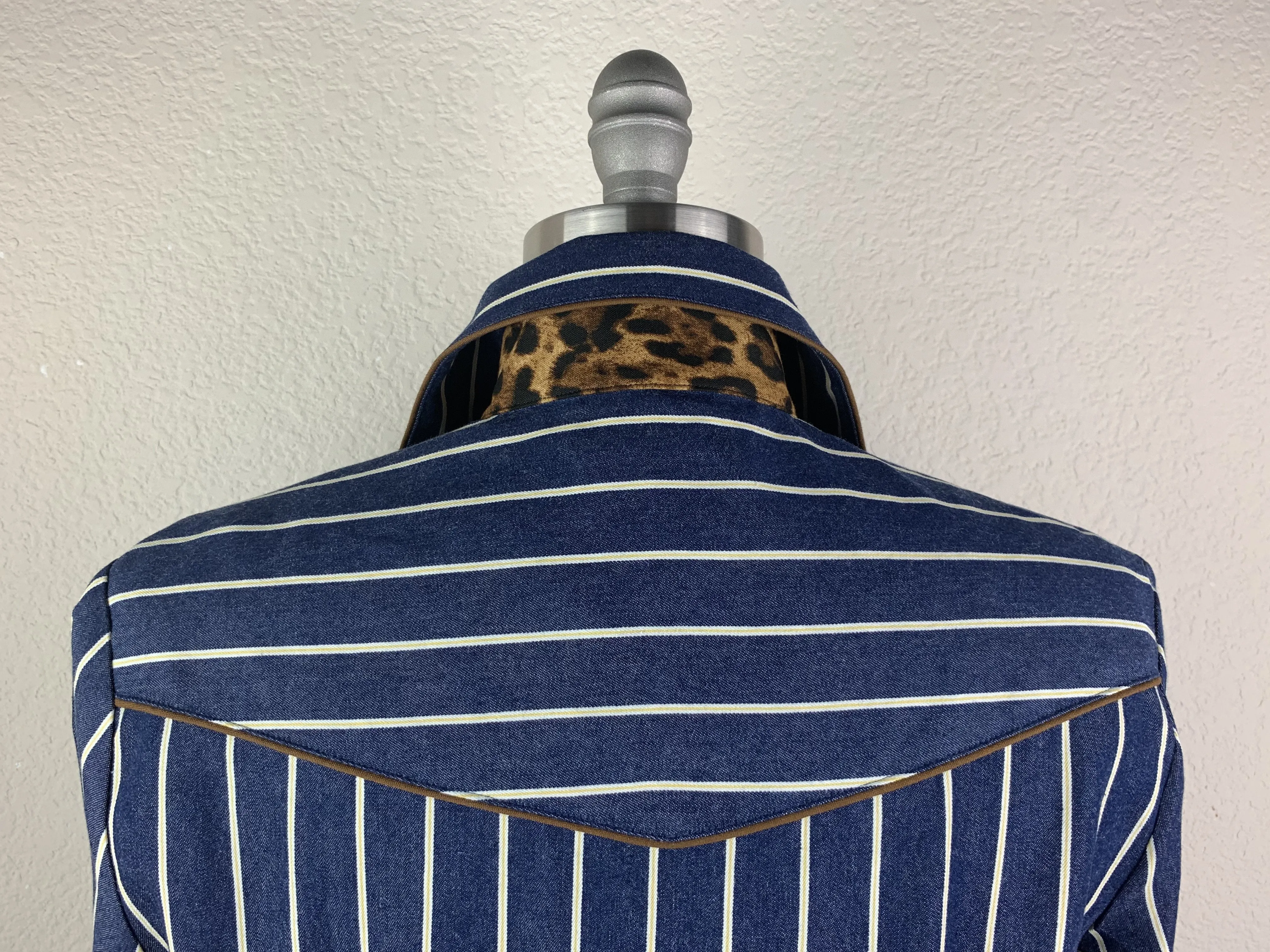 CR Tradition Denim Pinstripe with Leopard