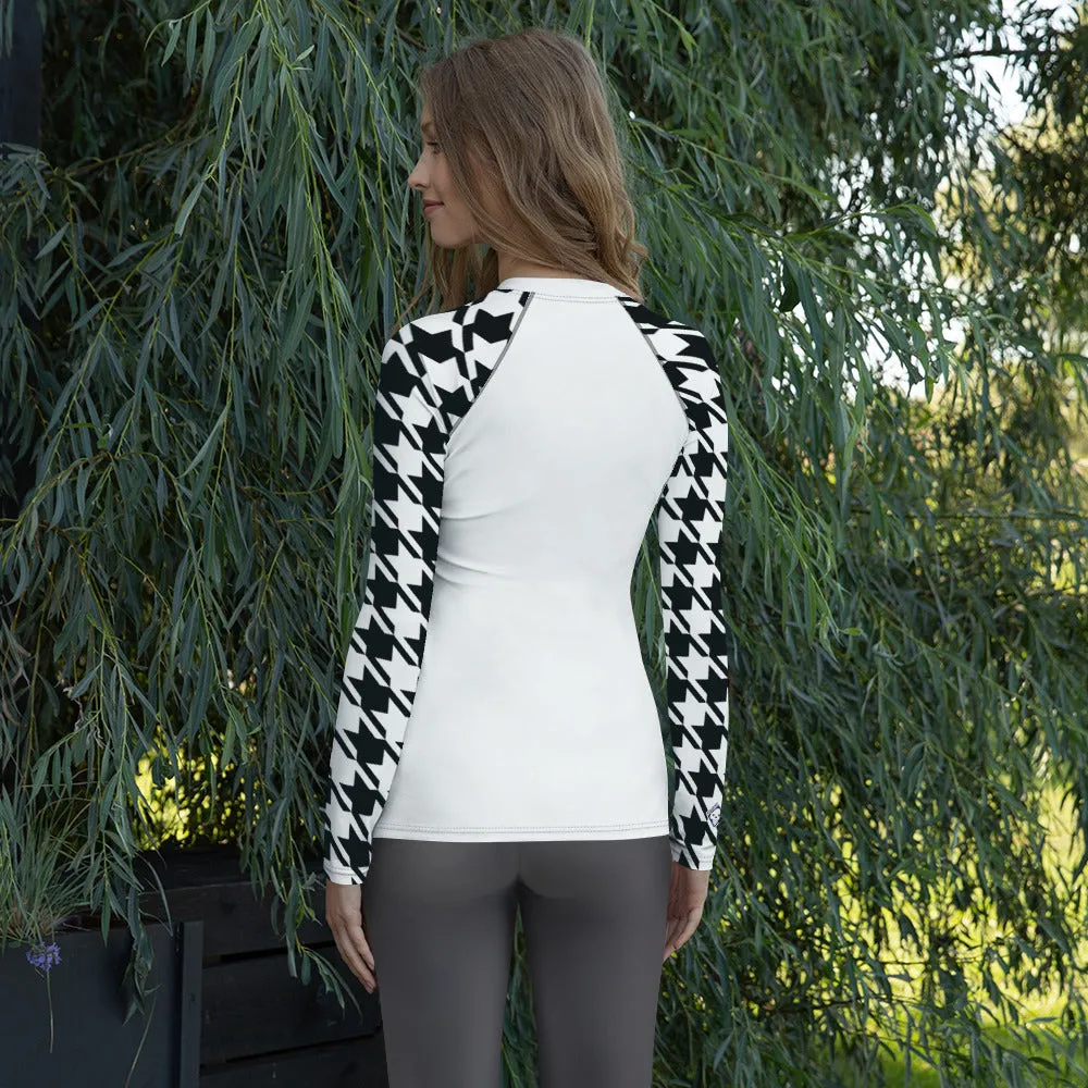 Versatile Vigor: Women's Houndstooth Classic Judo Rash Guard for BJJ Blanc